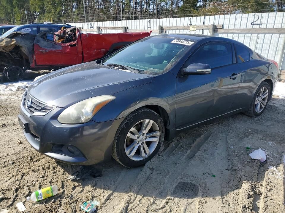 2011 NISSAN Altima