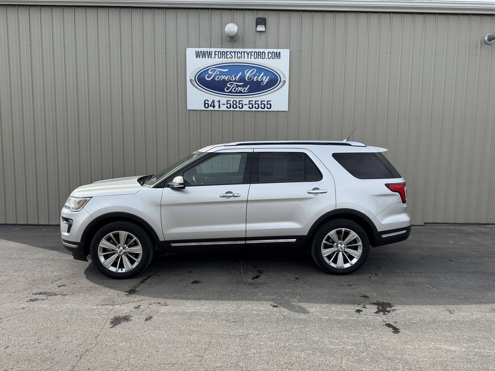 2019 FORD Explorer