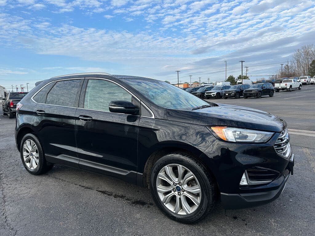 2019 FORD Edge