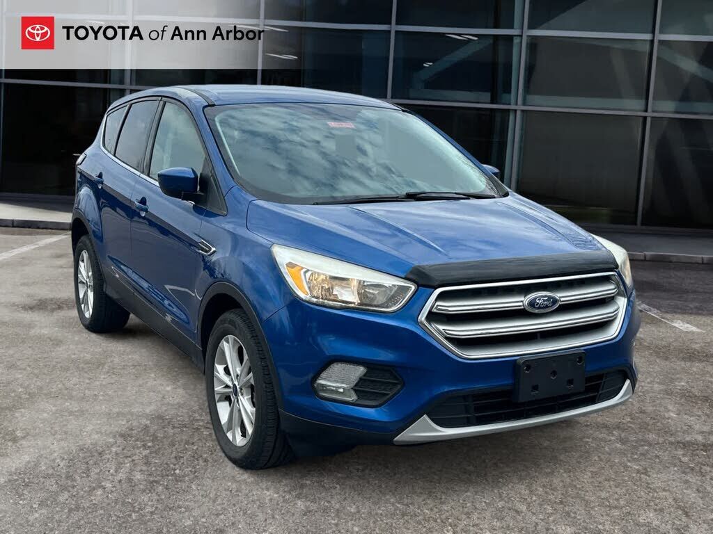 2017 FORD Escape