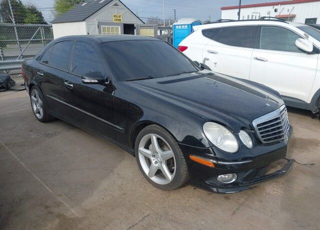 2009 MERCEDES-BENZ E-Class