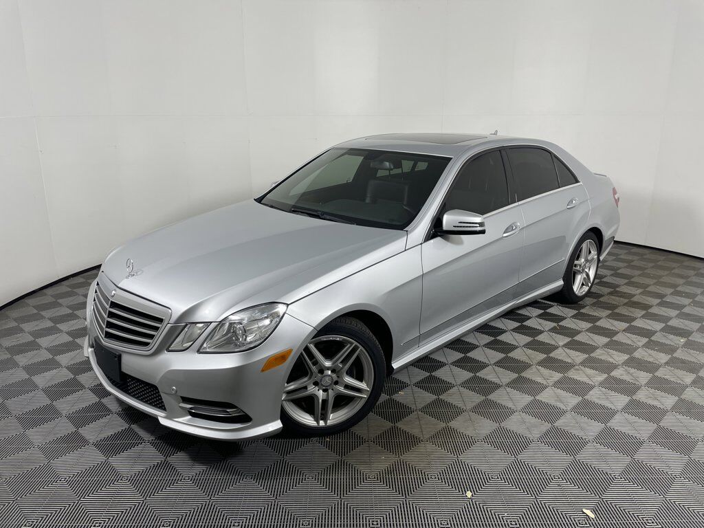 2013 MERCEDES-BENZ E-Class
