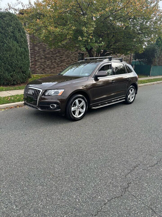2011 AUDI Q5