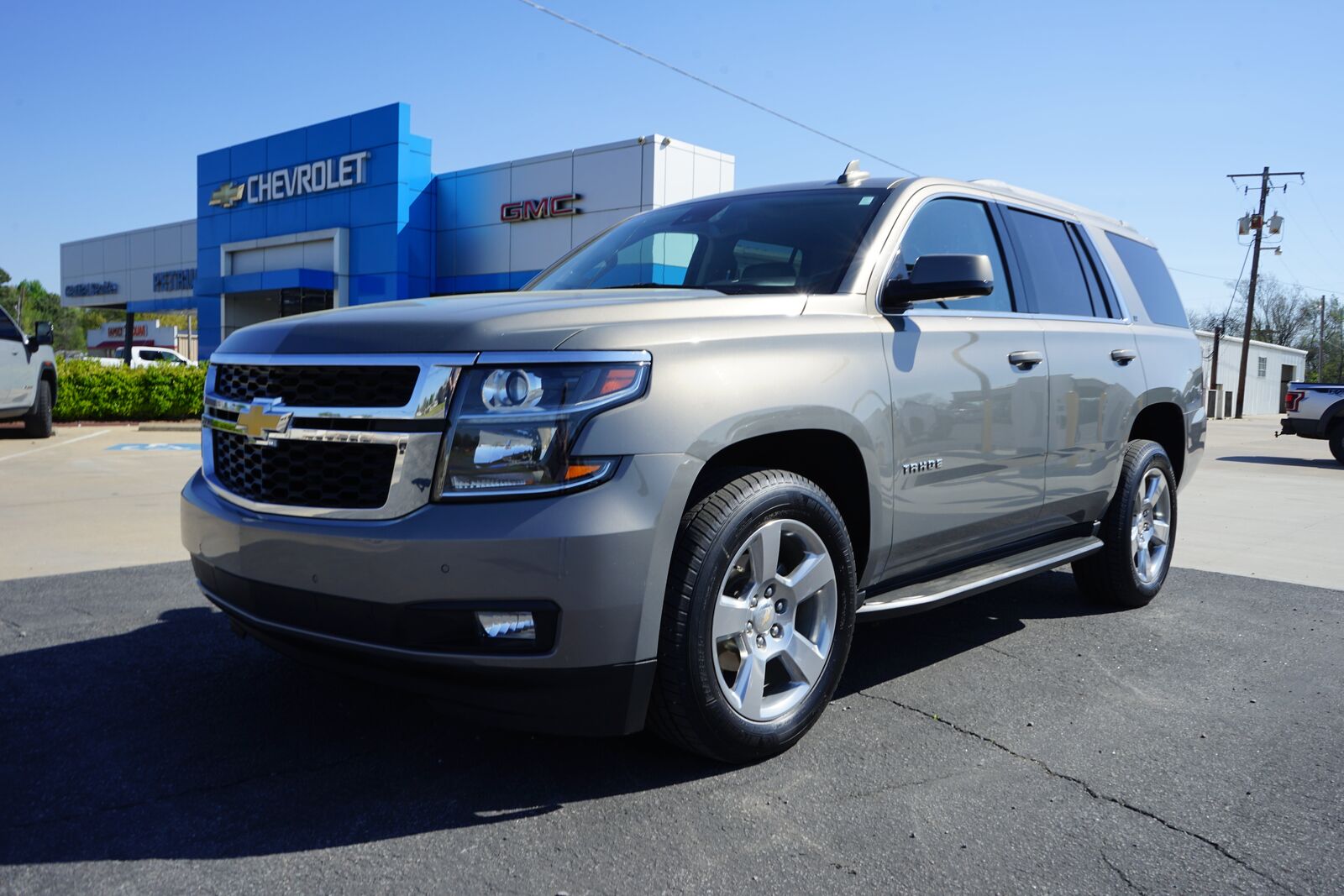 2017 CHEVROLET Tahoe