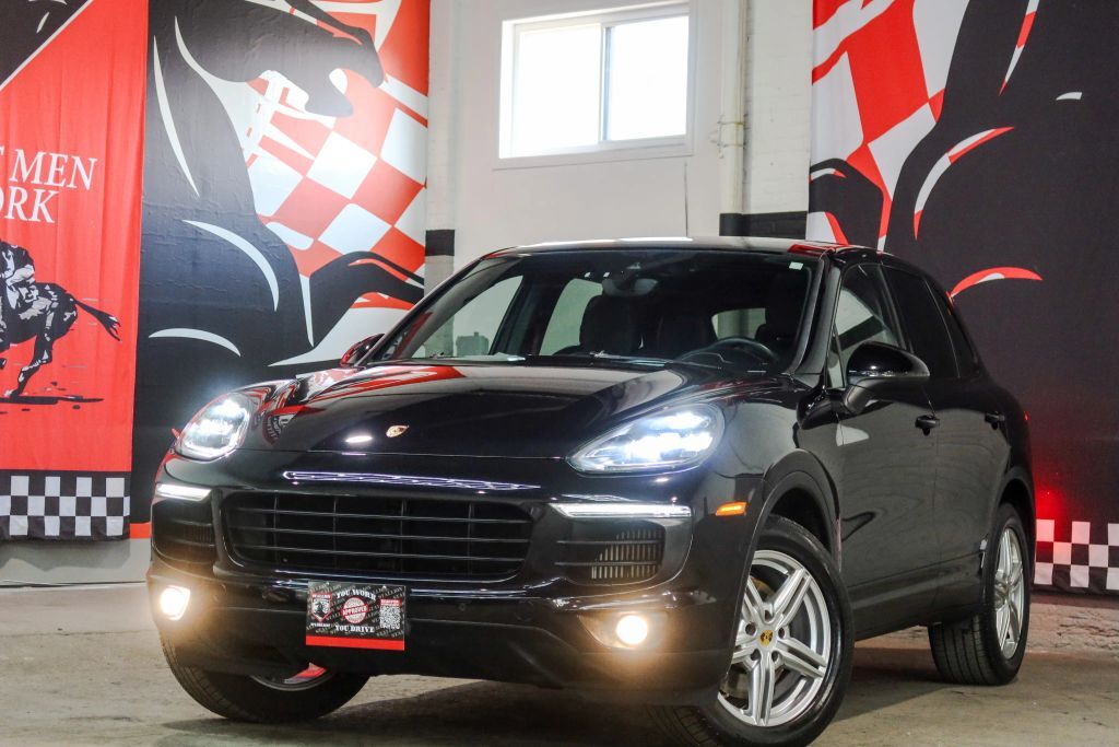 2016 PORSCHE Cayenne