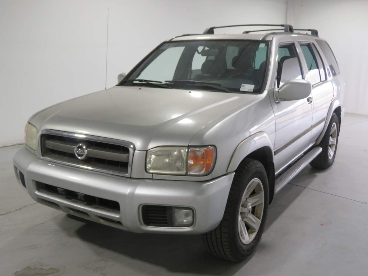 2002 NISSAN Pathfinder