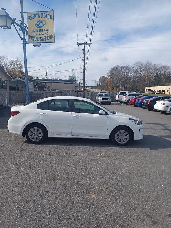 2019 KIA Rio