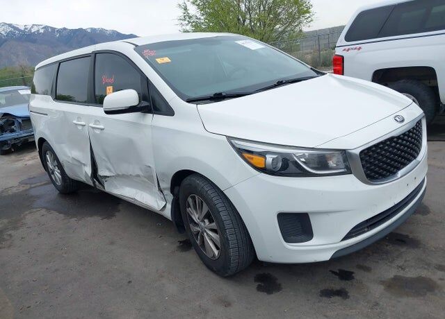 2016 KIA Sedona