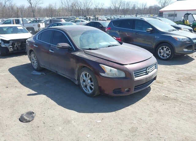 2014 NISSAN Maxima