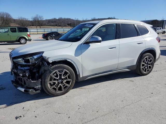 2023 BMW X1