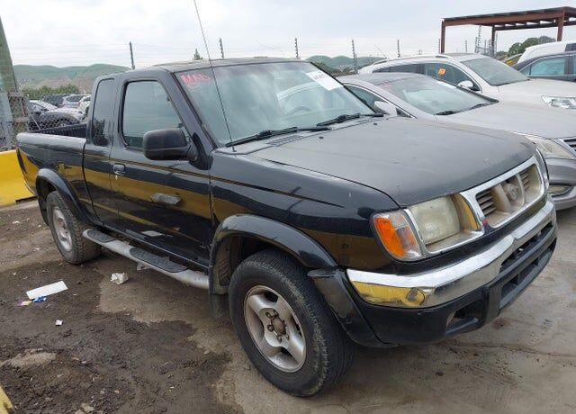2000 NISSAN Frontier