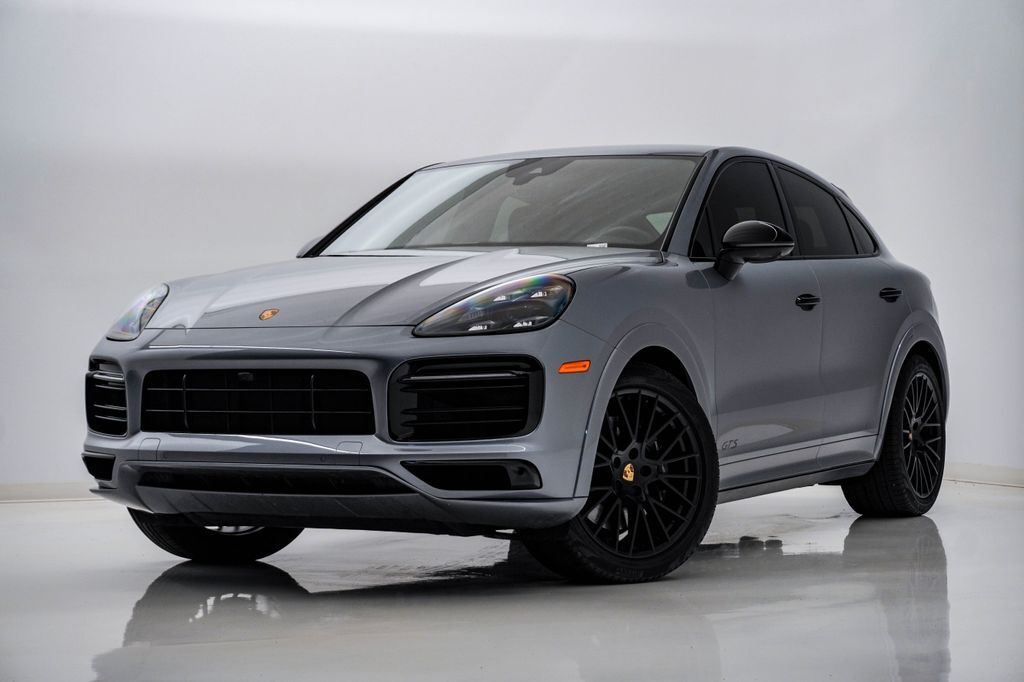 2023 PORSCHE Cayenne