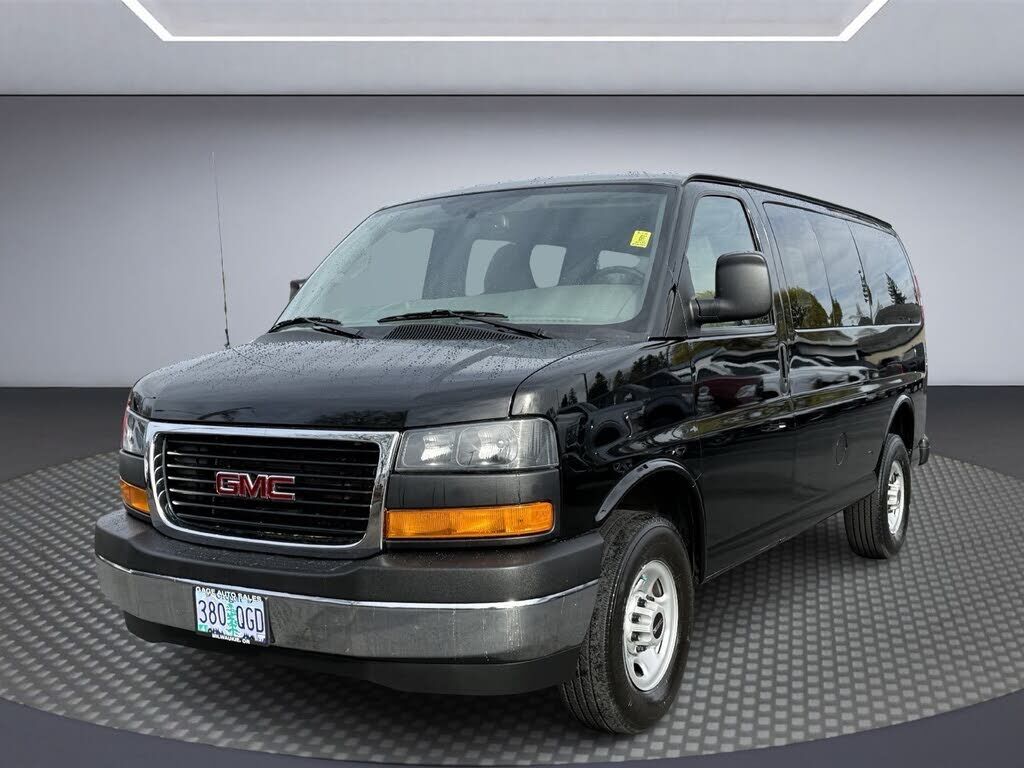 2023 GMC Savana
