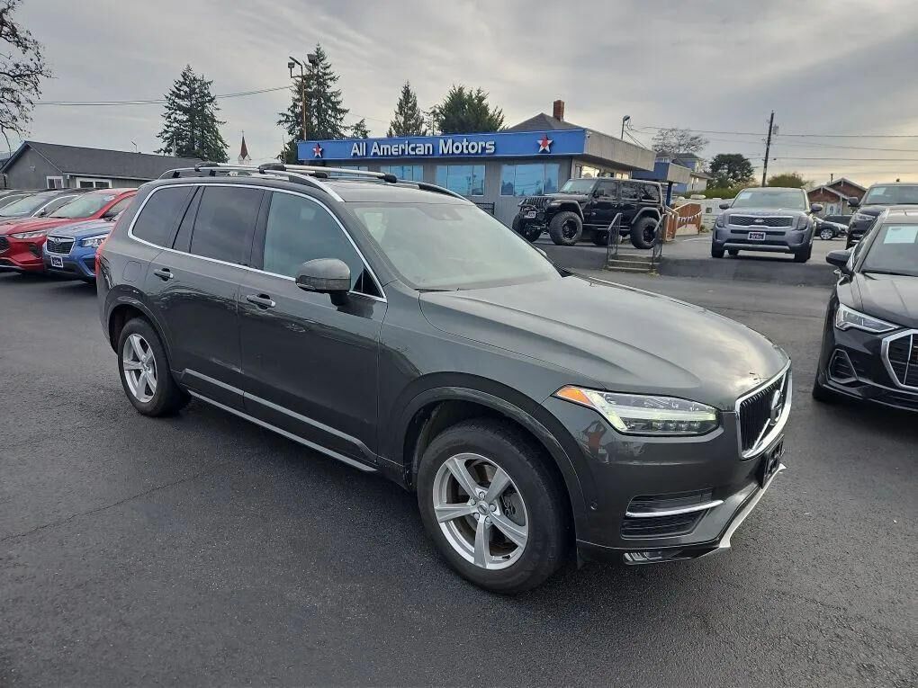 2018 VOLVO XC90