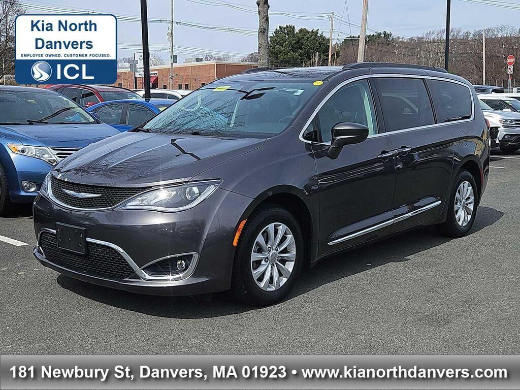 2017 CHRYSLER Pacifica