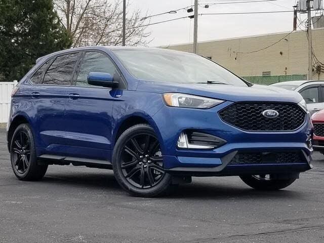 2023 FORD Edge