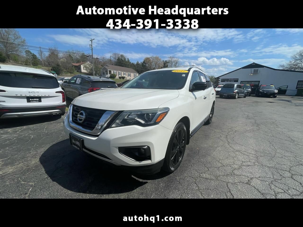 2017 NISSAN Pathfinder
