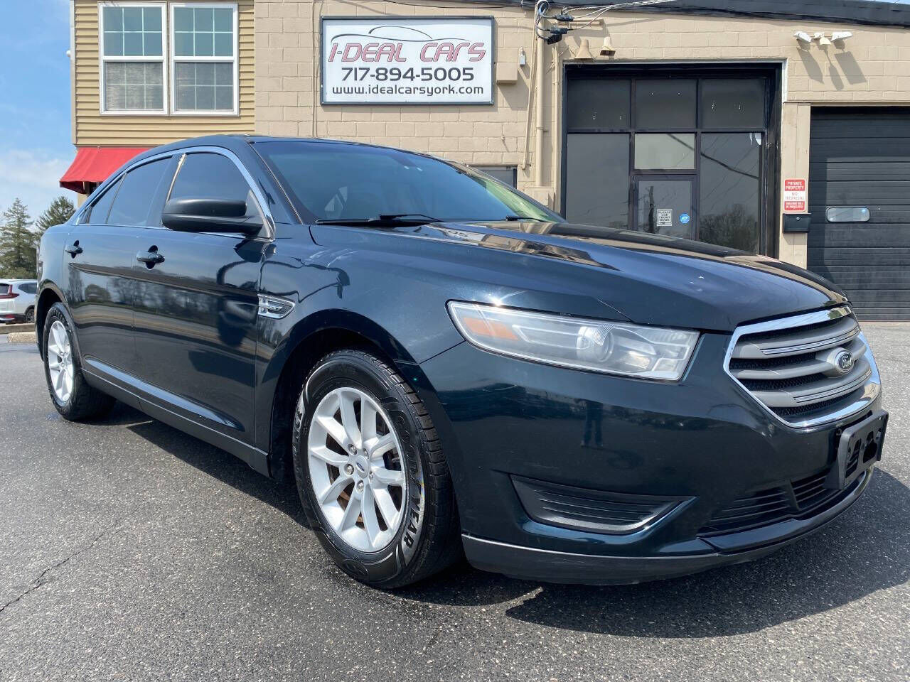 2015 FORD Taurus