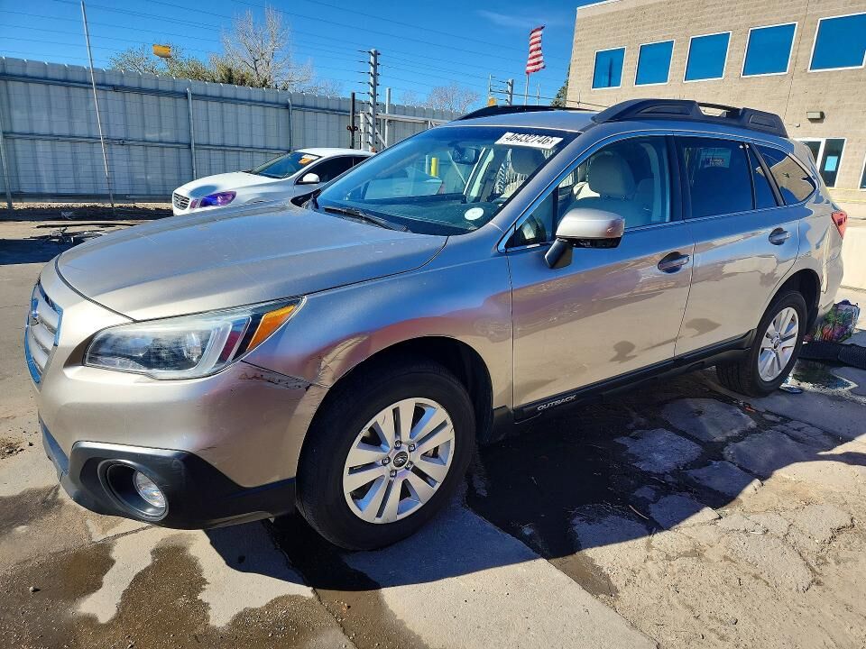 2016 SUBARU Outback