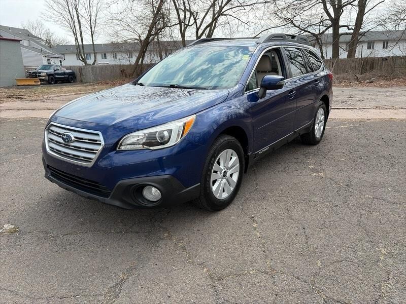 2015 SUBARU Outback