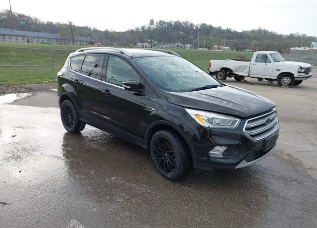 2017 FORD Escape