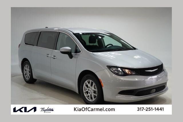 2023 CHRYSLER Voyager