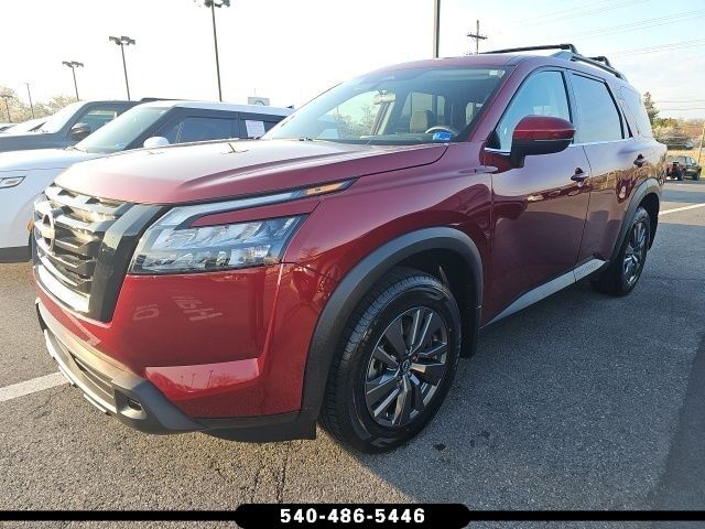 2024 NISSAN Pathfinder
