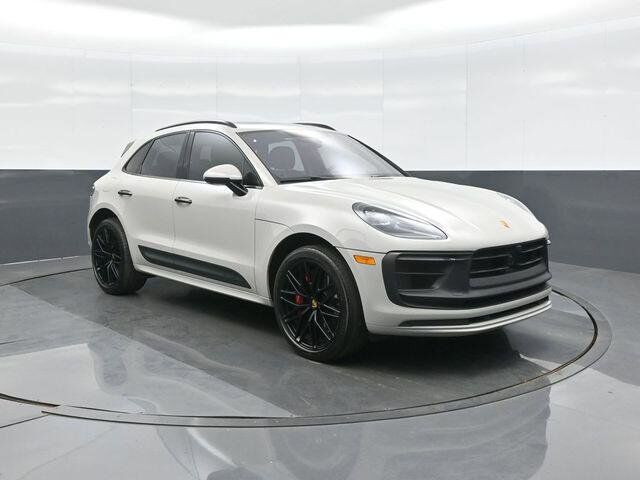 2023 PORSCHE Macan