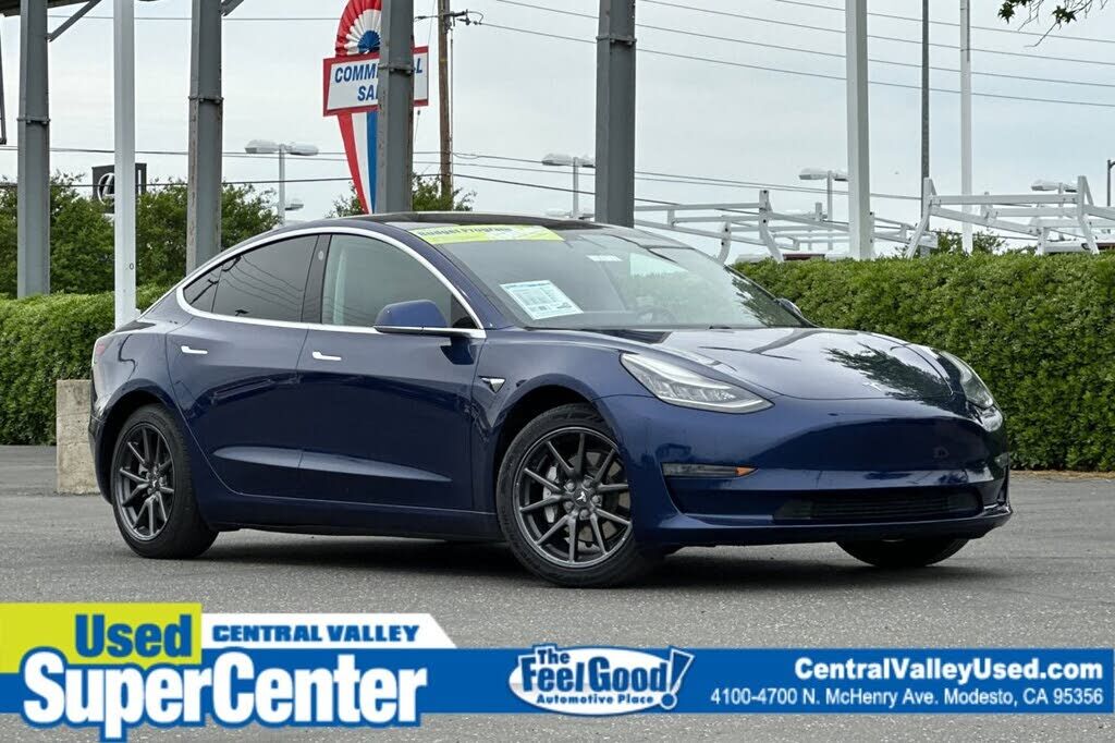 2019 TESLA Model 3
