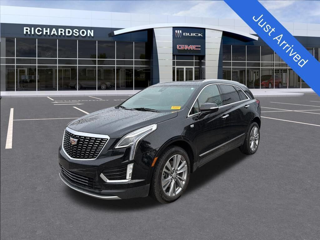 2023 CADILLAC XT5