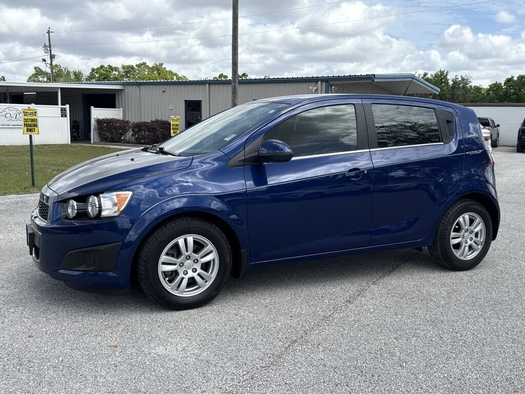 2013 CHEVROLET Sonic