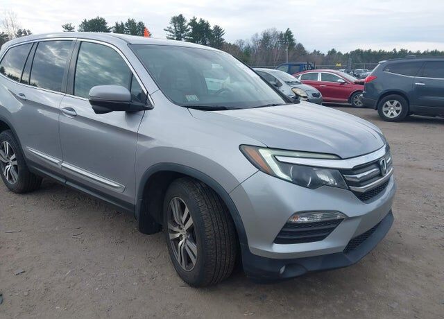 2017 HONDA Pilot