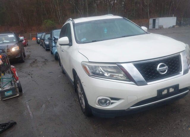 2015 NISSAN Pathfinder