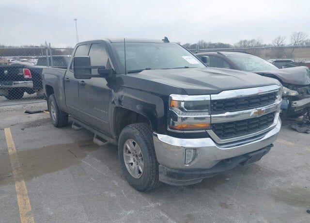 2017 CHEVROLET Silverado