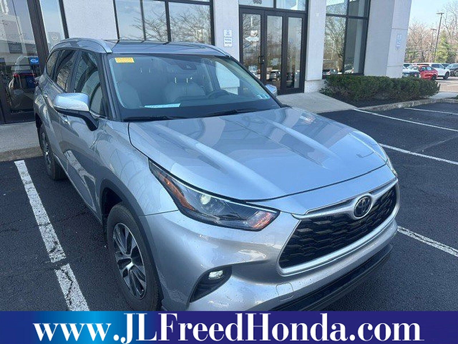 2024 TOYOTA Highlander