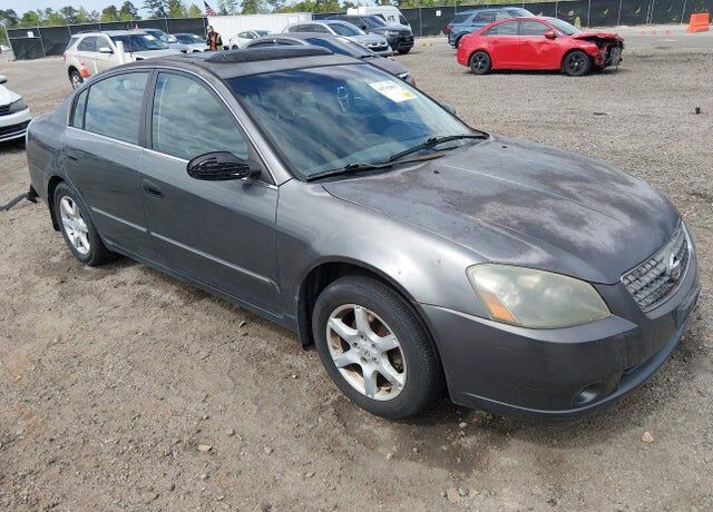 2005 NISSAN Altima