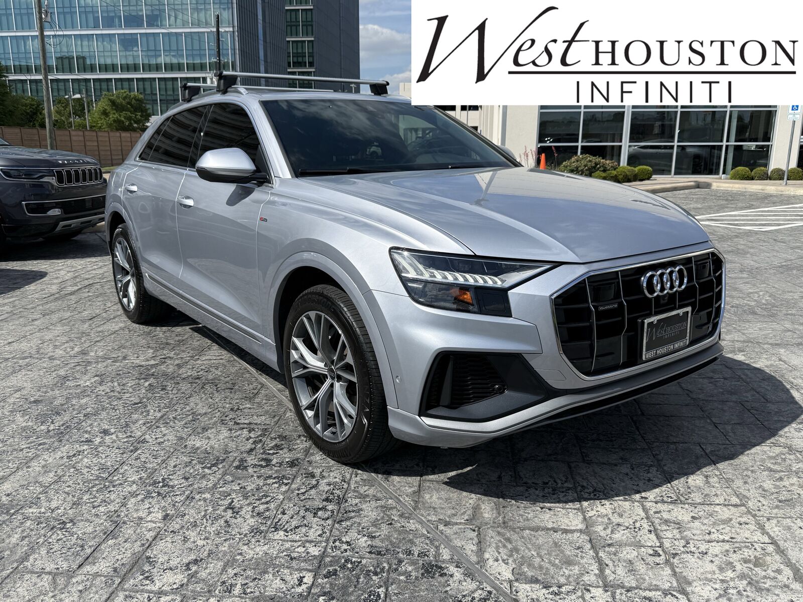 2021 AUDI Q8