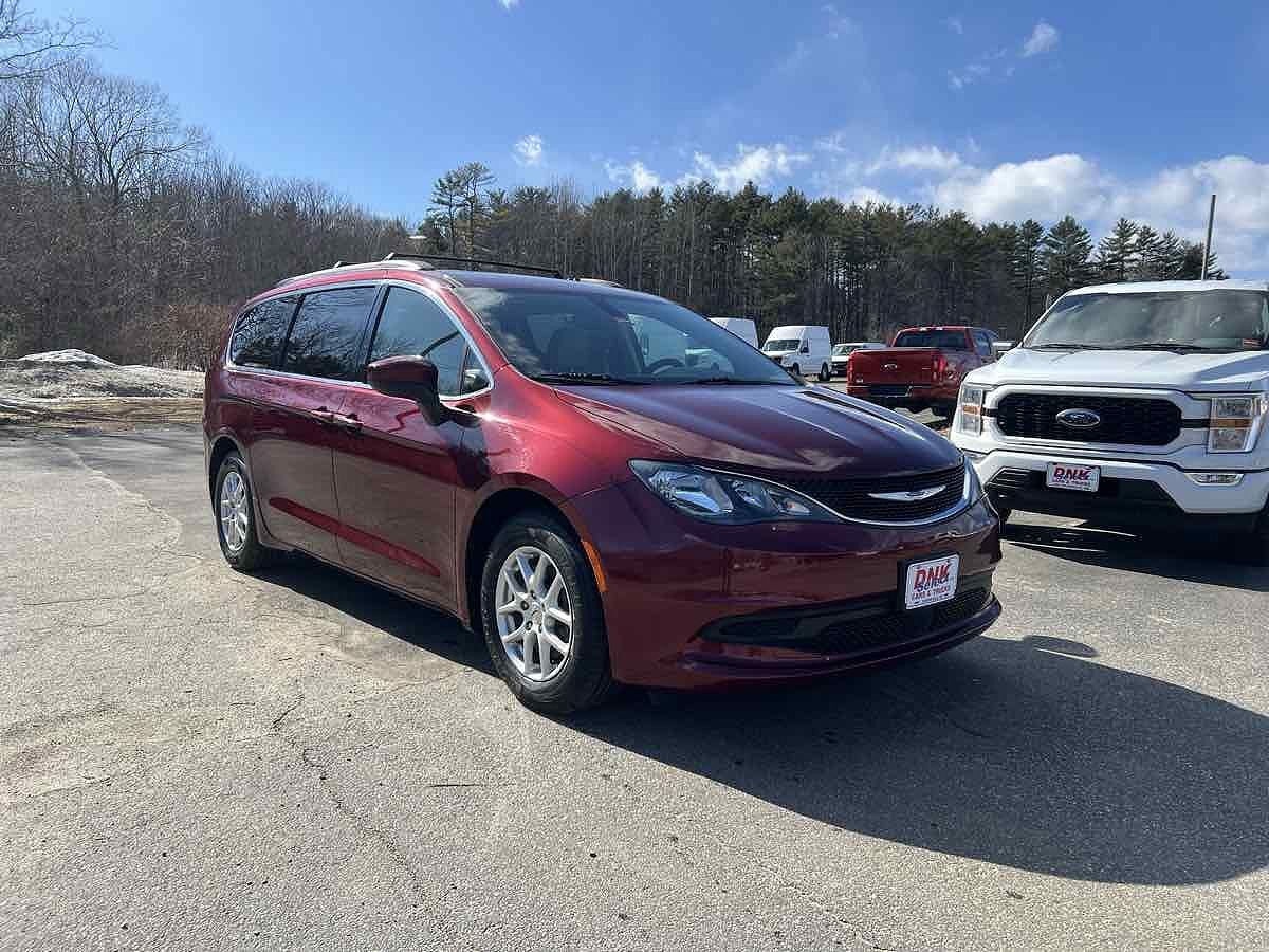2021 CHRYSLER Voyager