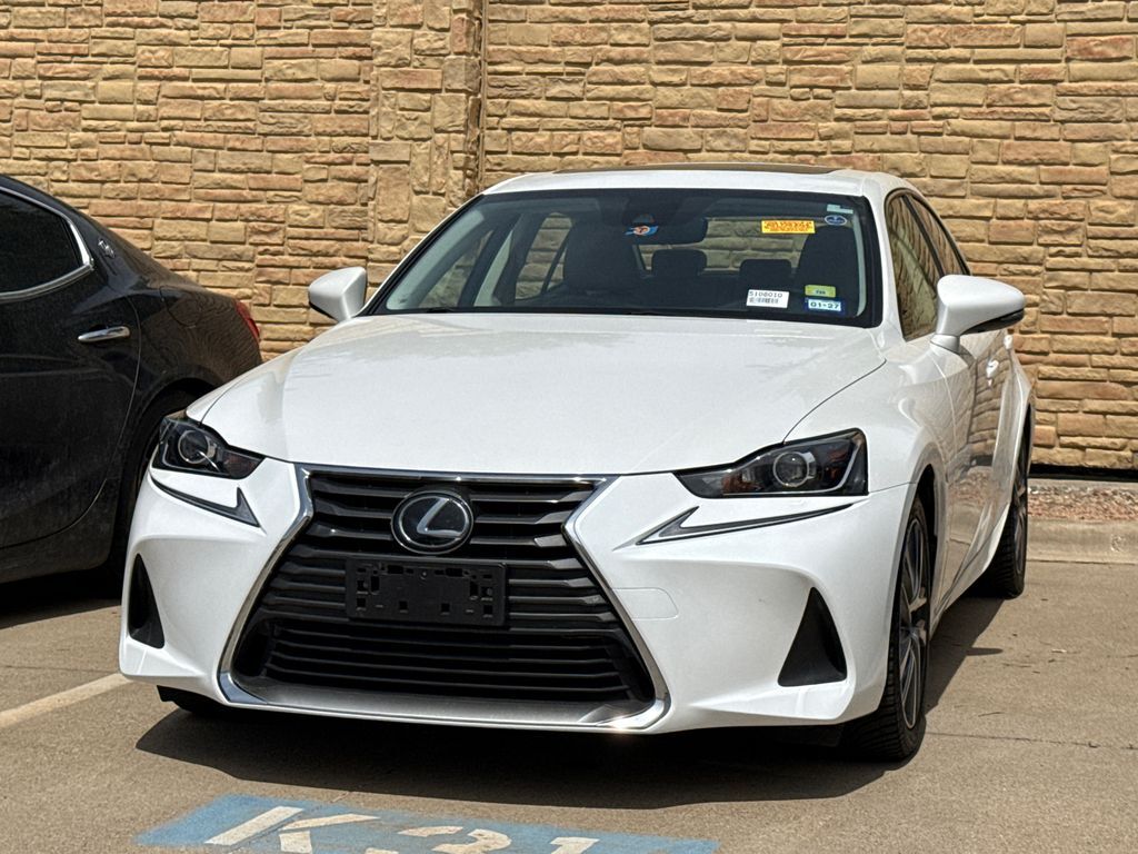2020 LEXUS IS