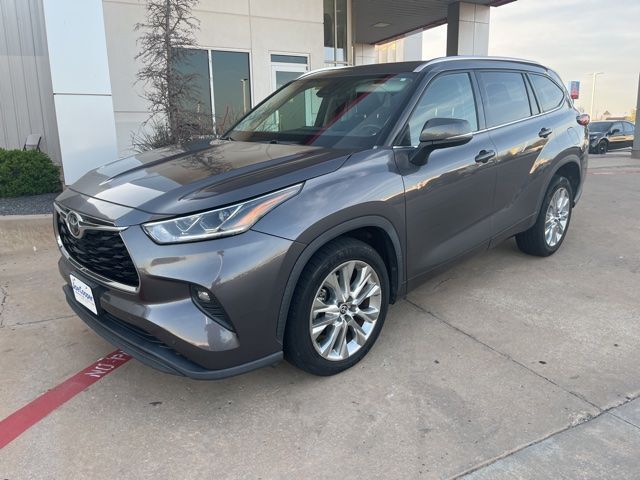 2021 TOYOTA Highlander