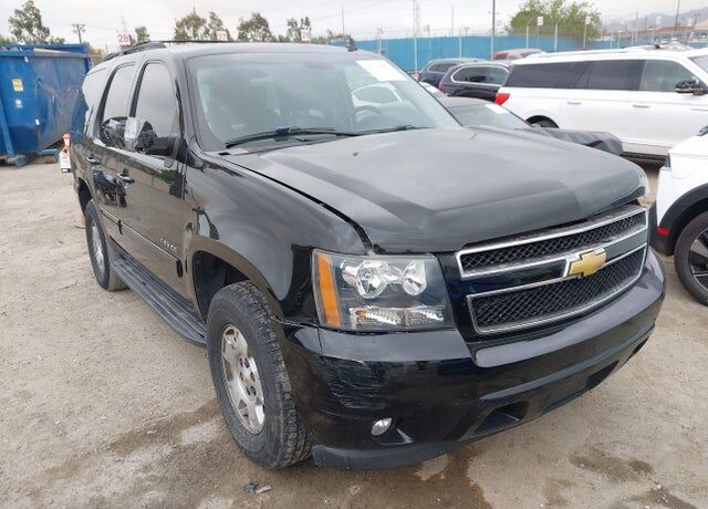 2013 CHEVROLET Tahoe