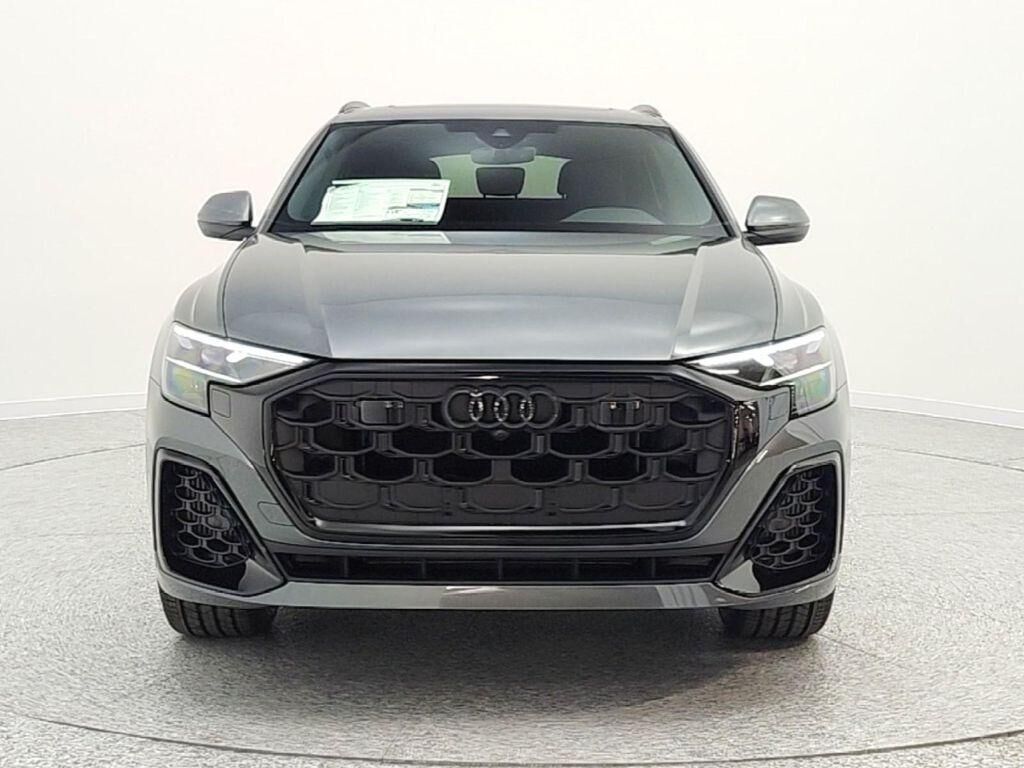 2026 Audi Q8