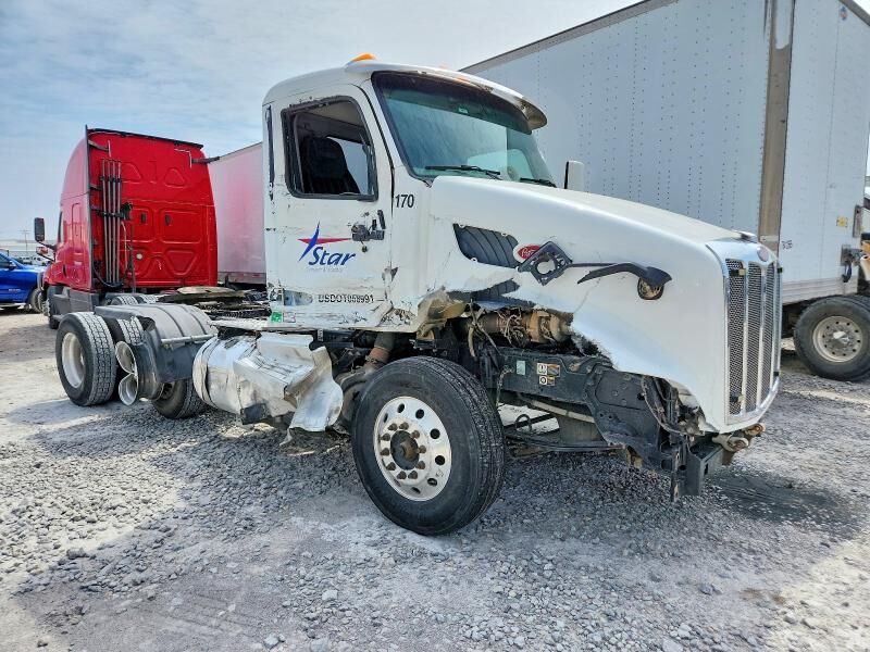 2018 PETERBILT 579