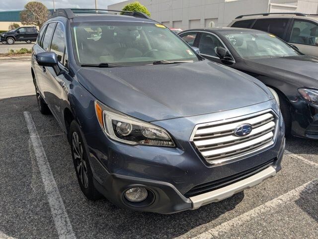 2016 SUBARU Outback