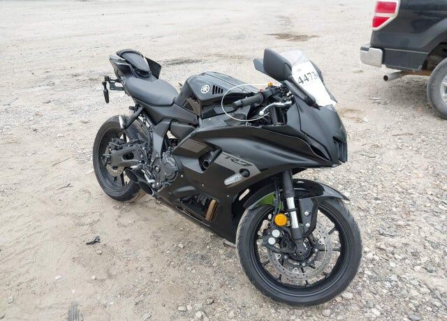 2025 YAMAHA YZF