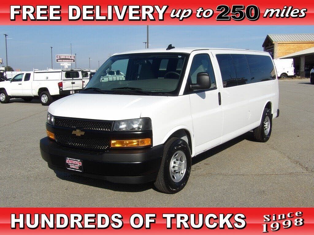2024 CHEVROLET Express