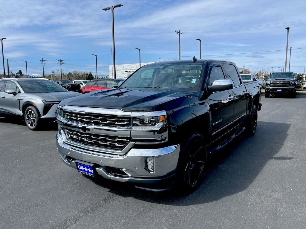 2017 CHEVROLET Silverado
