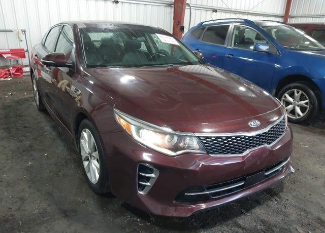 2017 KIA Optima