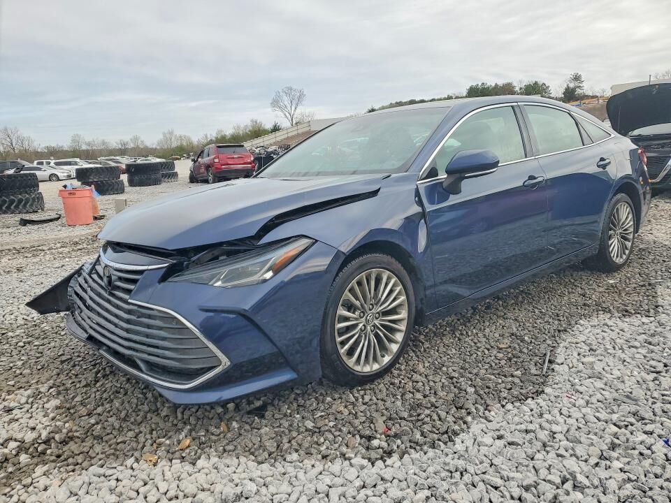 2019 TOYOTA Avalon