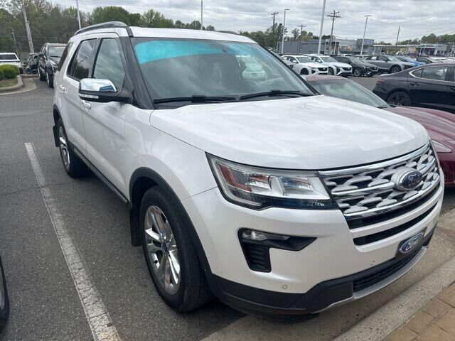 2019 FORD Explorer